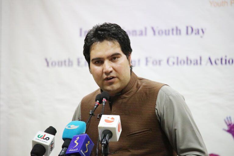 Siam Pasarly spoke on International Youth Day, expressing his concerns about the challenges and lack of support faced by the youth. He also challenged young individuals to avoid wasting their time and urged them to focus on their life vision.
