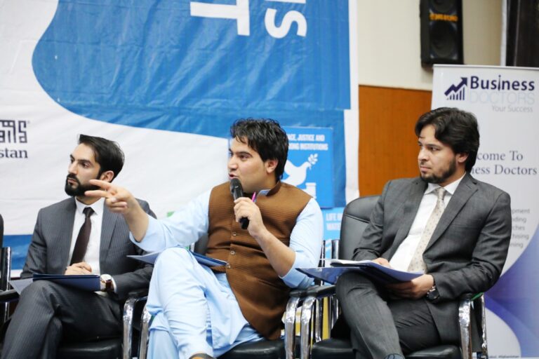 Advising Young Entrepreneurs at Kabul University